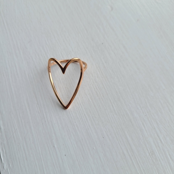 Brand New Rose Gold Peach Colored Heart Ring - Picture 3 of 7